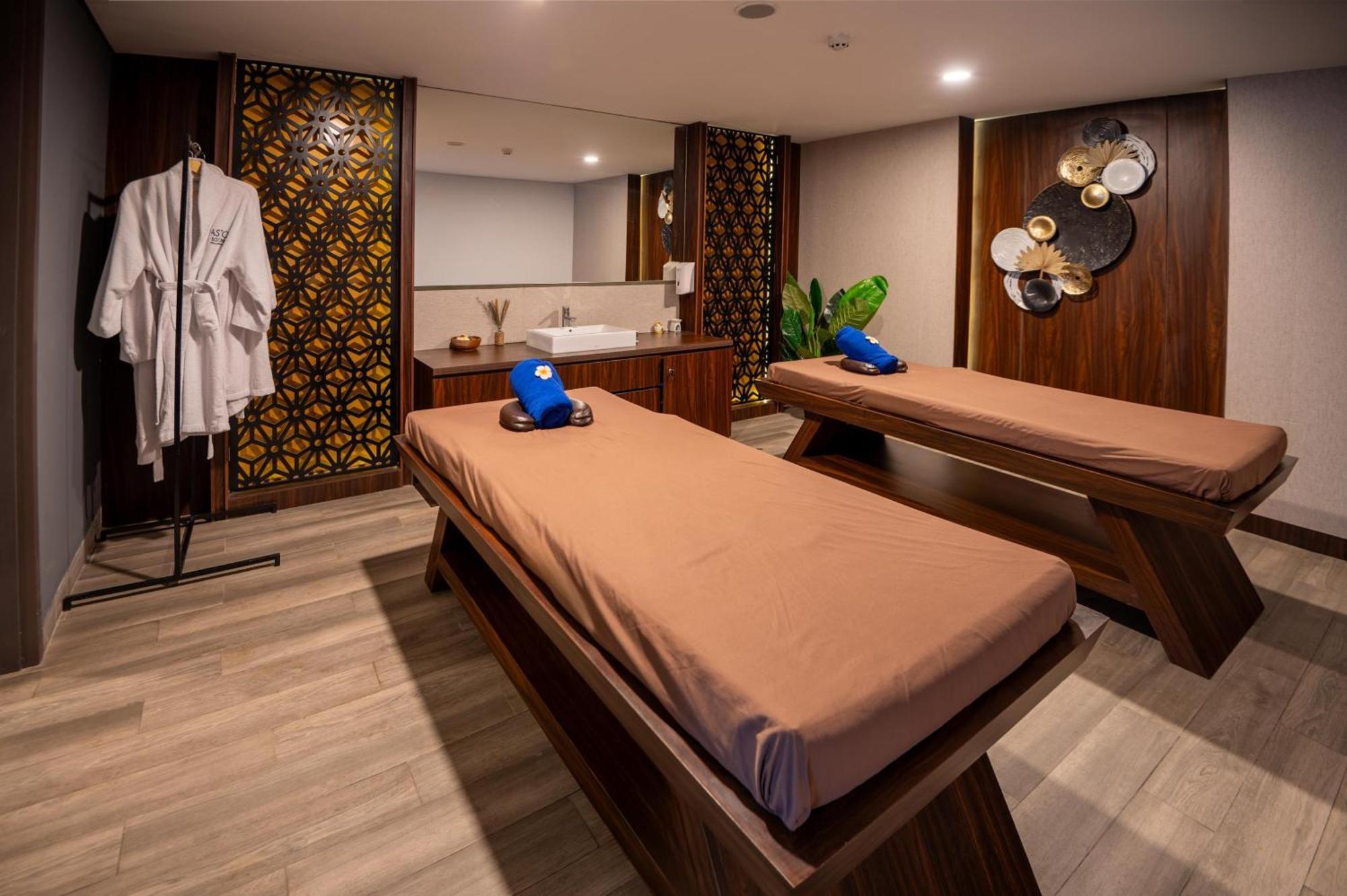 Aston Sorong Hotel & Conference Center Kültér fotó