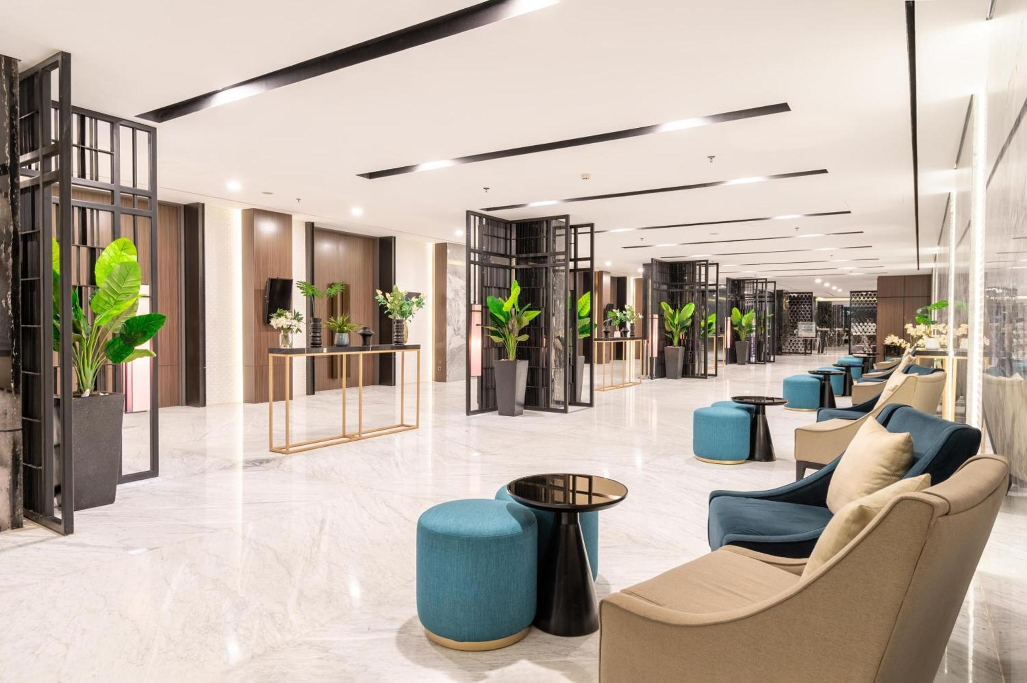 Aston Sorong Hotel & Conference Center Kültér fotó