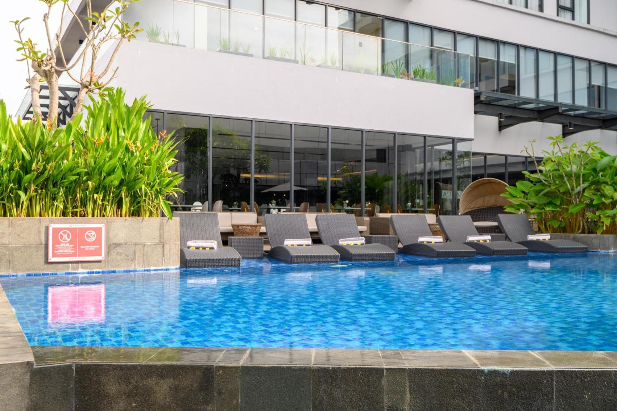 Aston Sorong Hotel & Conference Center Kültér fotó