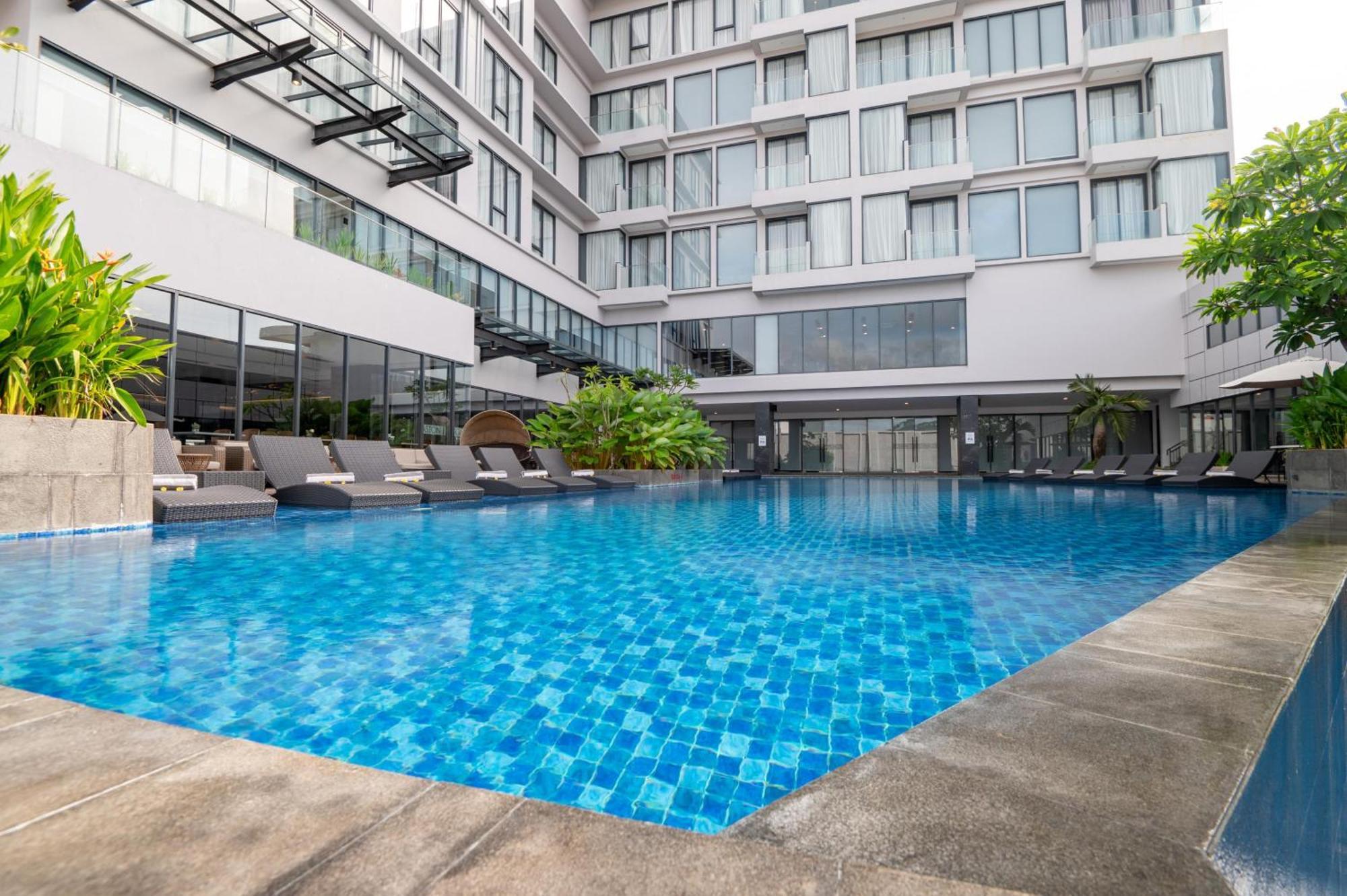 Aston Sorong Hotel & Conference Center Kültér fotó