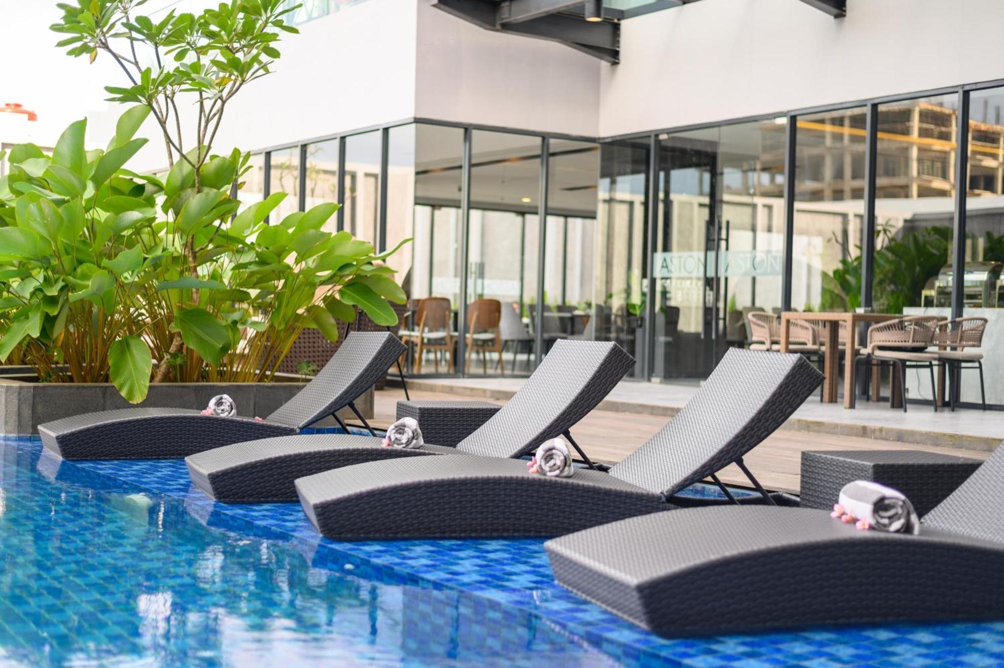 Aston Sorong Hotel & Conference Center Kültér fotó